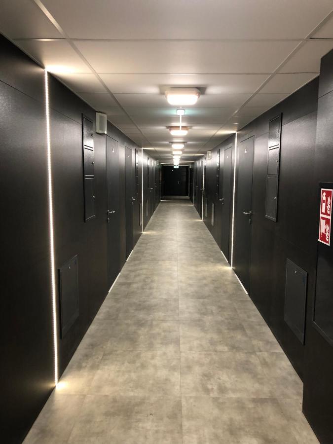 Apartimento Hydral Luna Breslavia Esterno foto